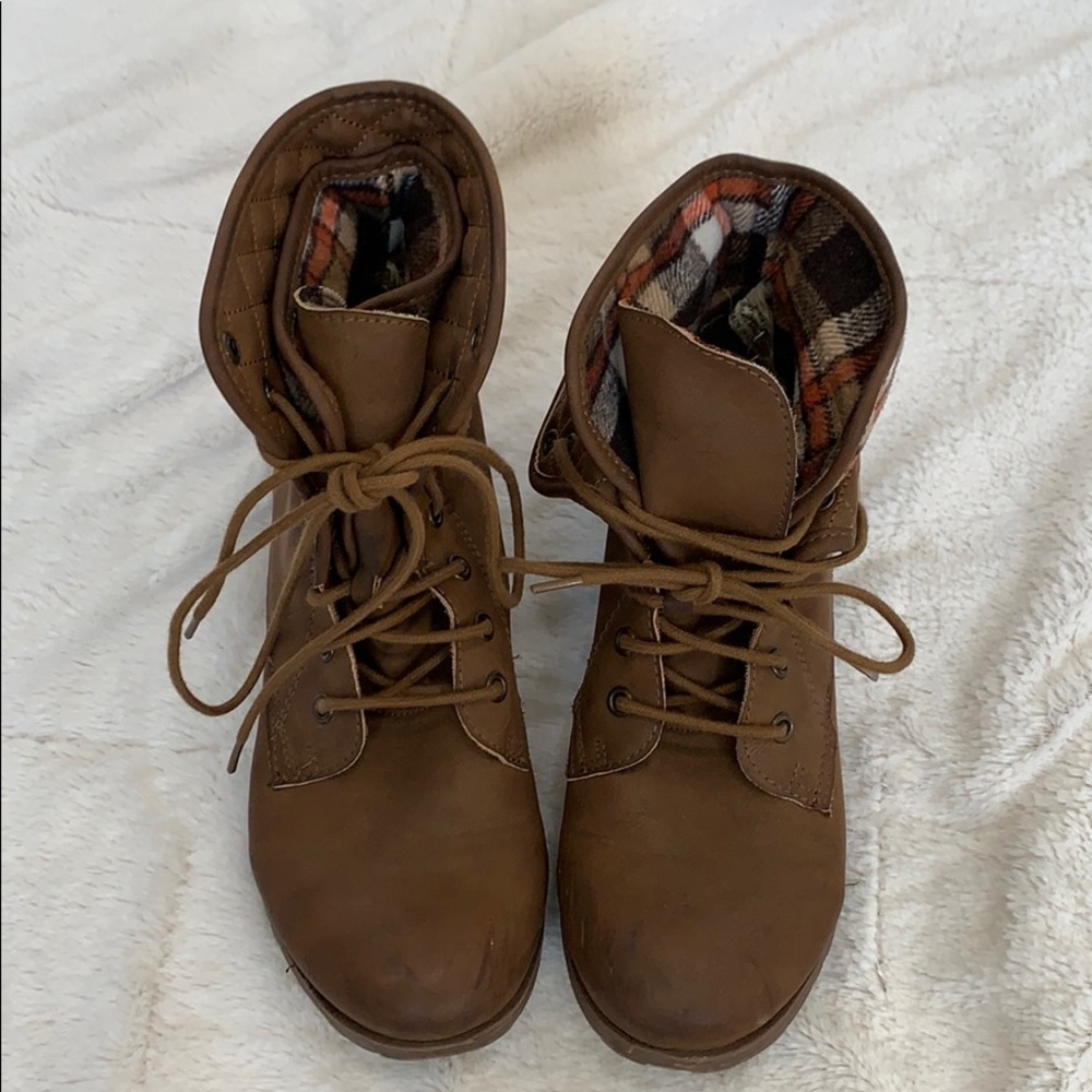 Women’s fashion boots